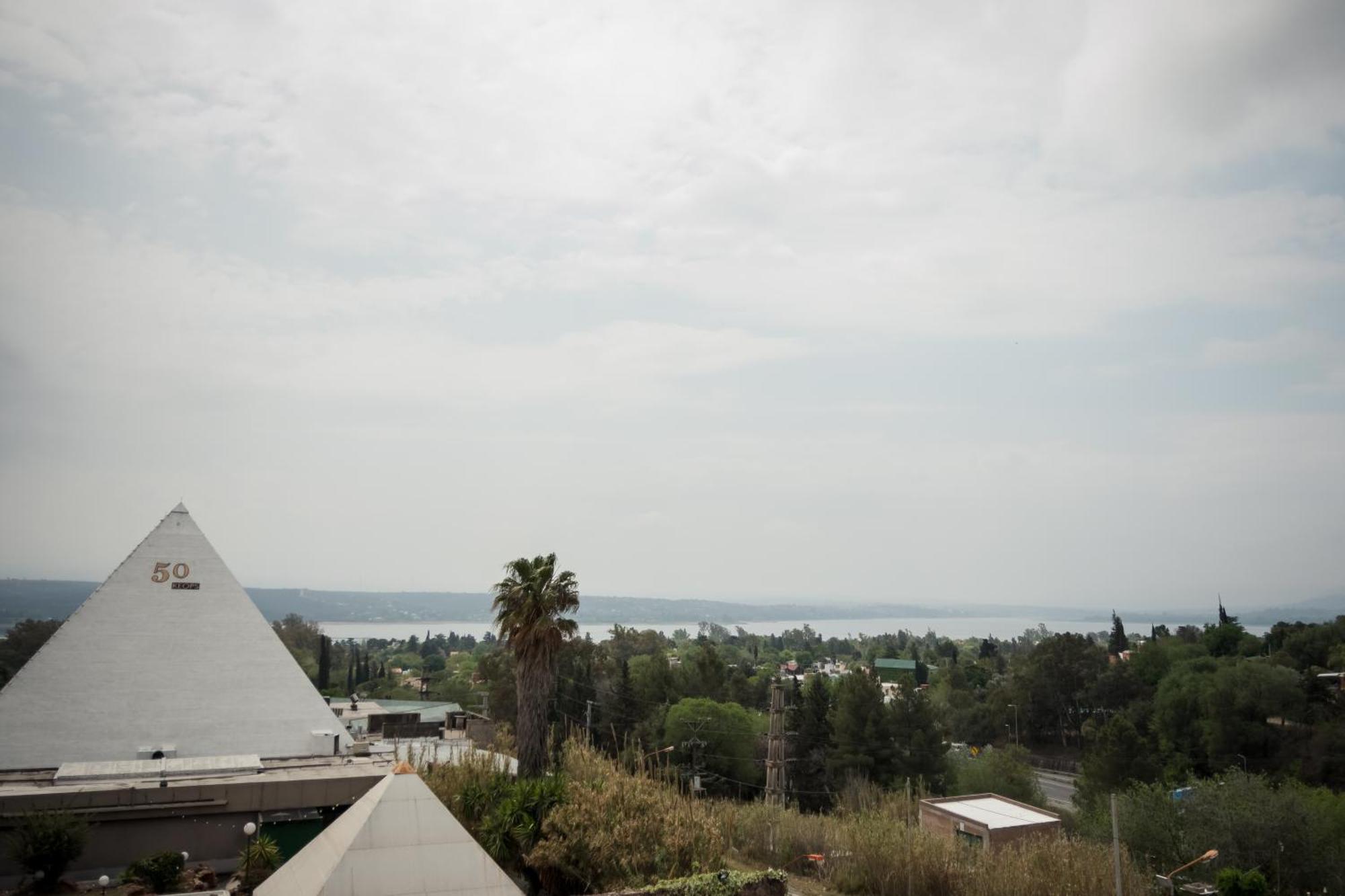 Eleton Resort & Spa Villa Carlos Paz Bagian luar foto