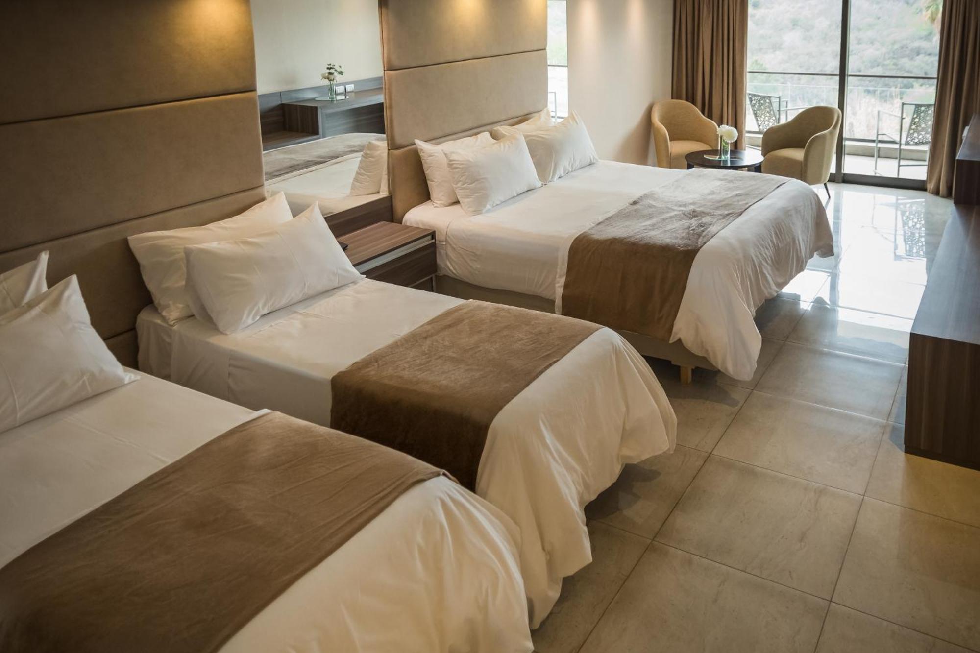 Eleton Resort & Spa Villa Carlos Paz Bagian luar foto